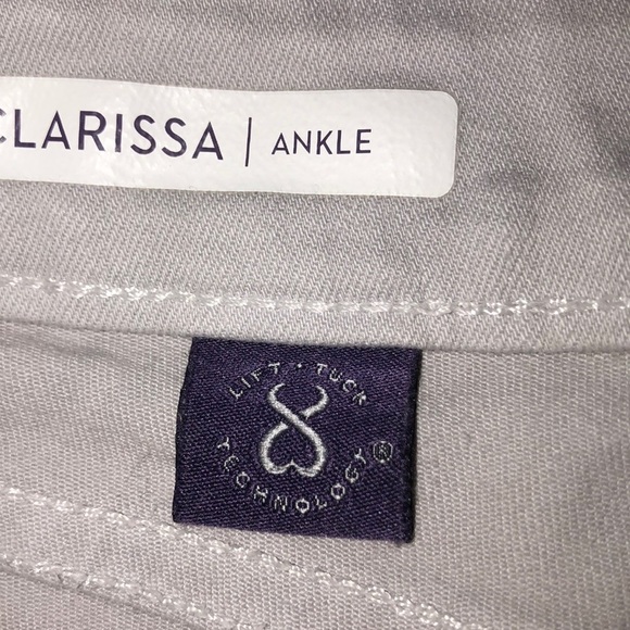 NYDJ size 6 Petite jeans - Picture 7 of 8